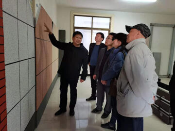 河南省建設(shè)科技協(xié)會(huì)理事長(zhǎng)張利萍、秘書長(zhǎng)段敬民等一行蒞臨調(diào)研