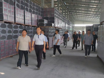 河南省工程建設(shè)標準《石墨改性水泥基保溫板保溫系統(tǒng)應用技術(shù)標準》制定工作第三次會議順利召開