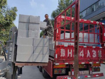 A級防火保溫板出廠價(jià)，量大從優(yōu)，A級保溫板生產(chǎn)廠家朝欽節(jié)能